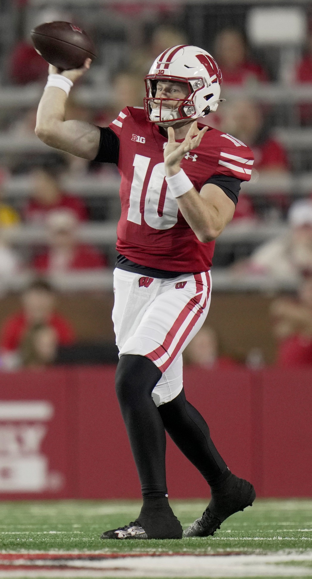 Wisconsin Badgers, Tyler Van Dyke