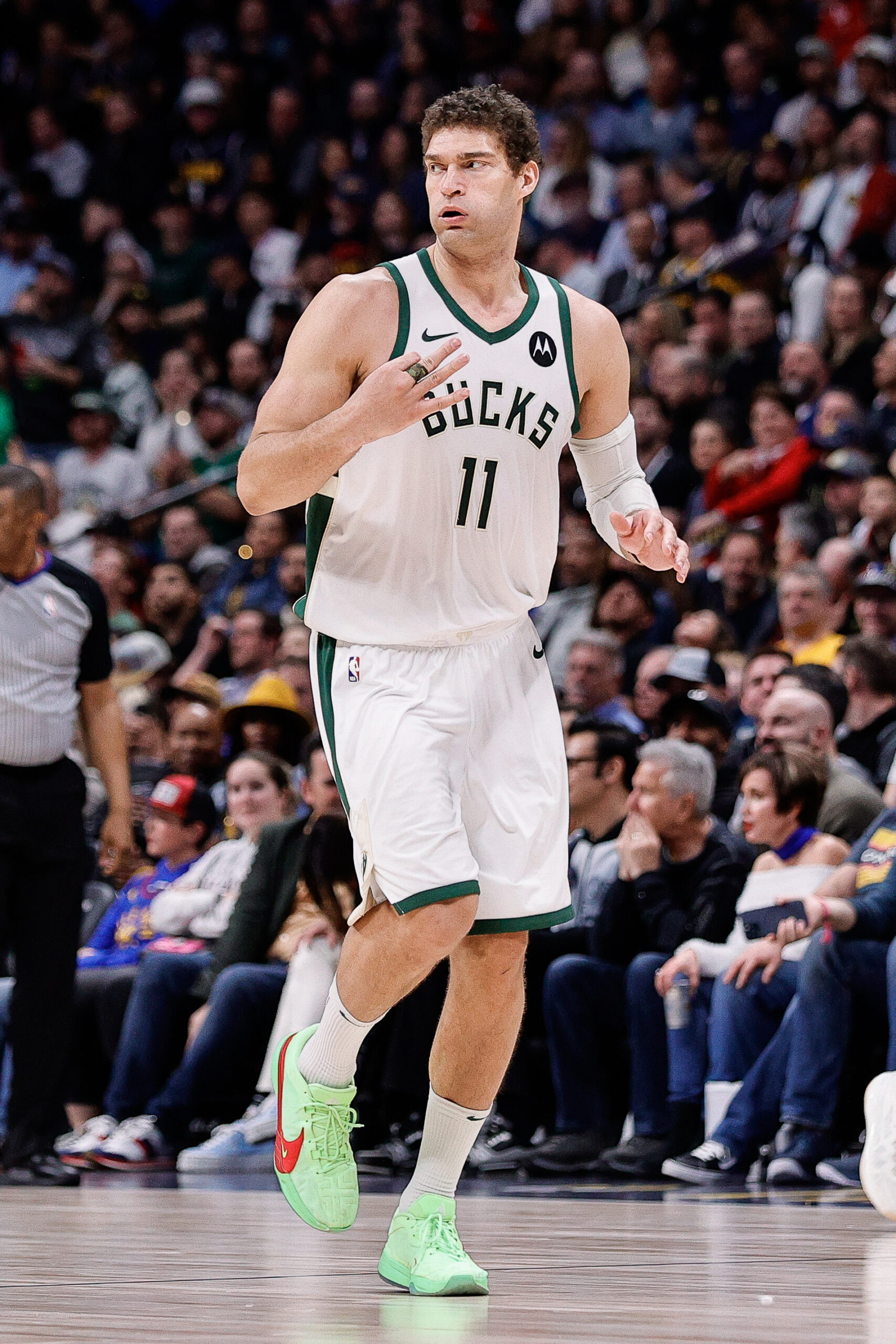 Milwaukee Bucks, Brook Lopez