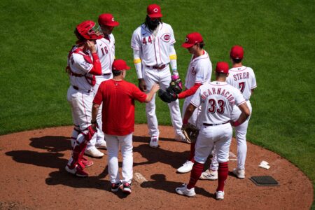 Milwaukee Brewers Cincinnati Reds