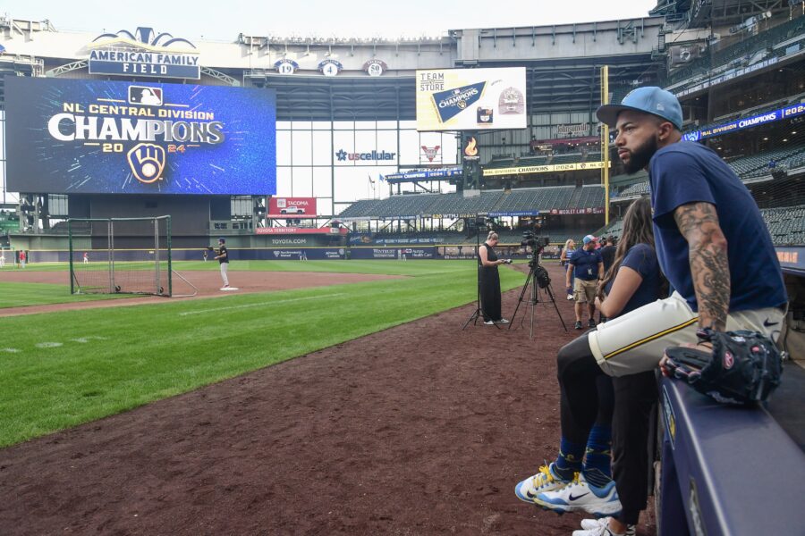 Milwaukee Brewers, Brewers News, Brewers Rumors, Willy Adames, Devin Williams