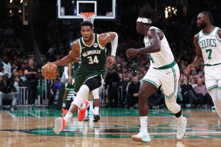 Milwaukee Bucks Giannis Antetokounmpo