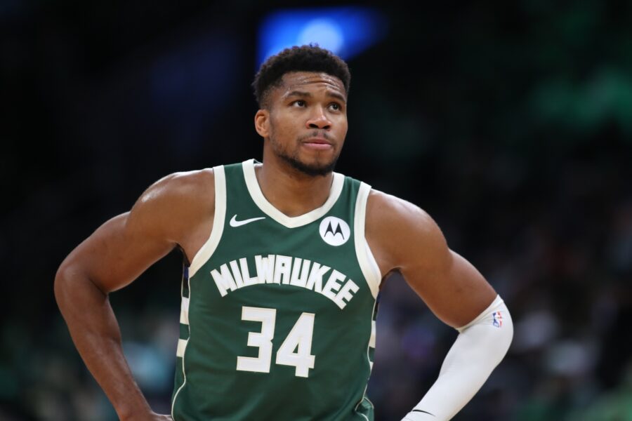 Milwaukee Bucks Giannis Antetokounmpo