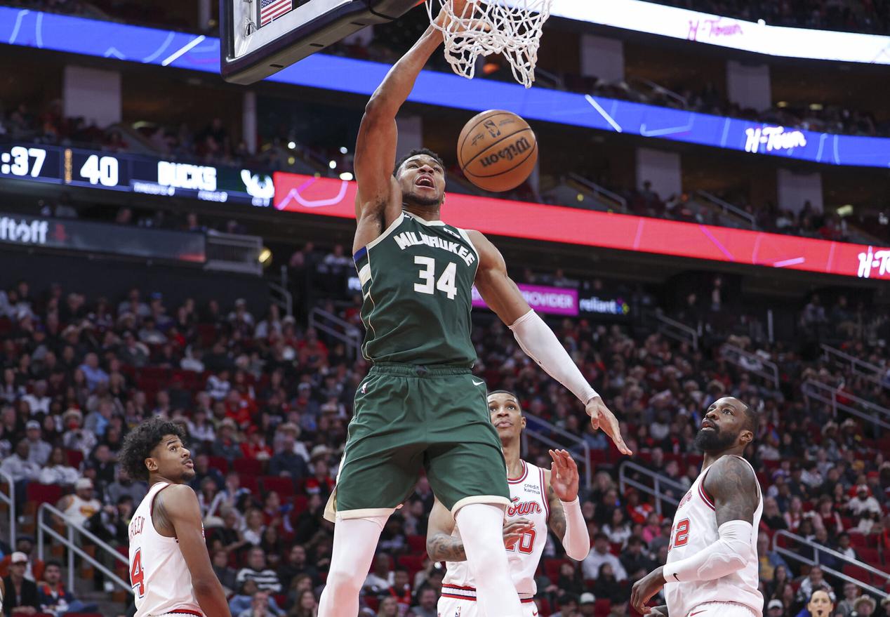 Jan 6, 2024; Houston, Texas, USA; Milwaukee Bucks forward Giannis Antetokounmpo (34) dunks the ball during the second quarter against the Houston Rockets at Toyota Center. Mandatory Credit: Troy Taormina-Imagn Images