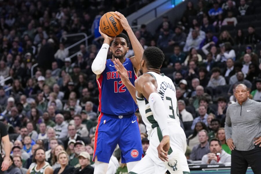 Milwaukee BucksDetroit Pistons