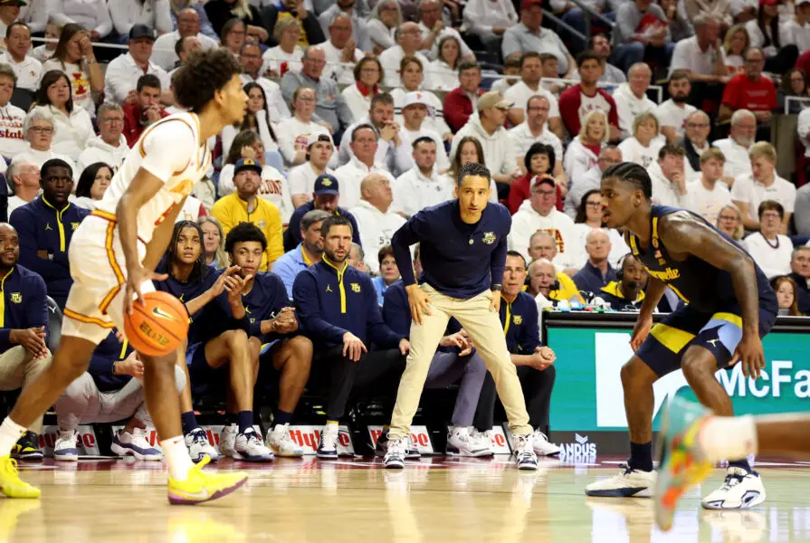 Marquette Golden Eagles coach Shaka Smart