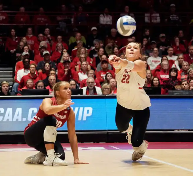 Julia Orzol, Wisconsin Badgers Volleyball, Badgers Volleyball 