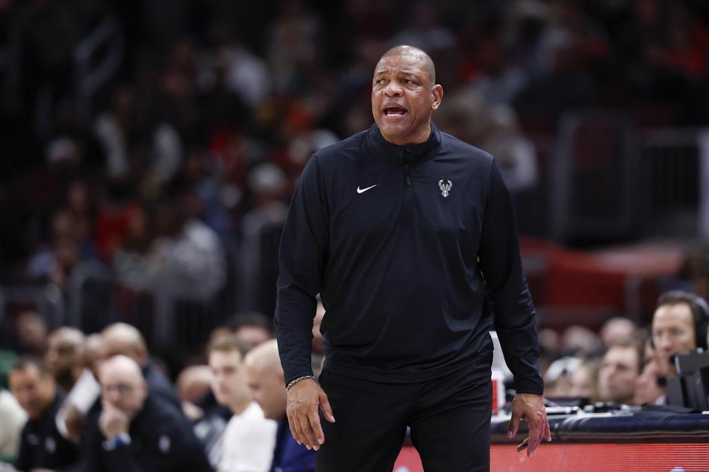 Dec 23, 2024; Chicago, Illinois, USA; Milwaukee Bucks head coach Doc Rivers directs his team against the Chicago Bulls during the second half at United Center. Mandatory Credit: Kamil Krzaczynski-Imagn Images