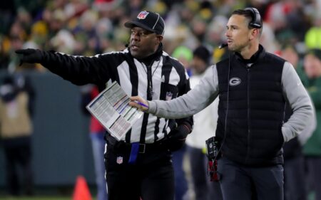 Green Bay Packers head coach Matt LaFleur talks with an official during the second quarter of their game Saturday, December 25, 2021 at Lambeau Field in Green Bay, Wis. The Green Bay Packers beat the Cleveland Browns 24-22. © MARK HOFFMAN/MILWAUKEE JOURNAL SENTINEL / USA TODAY NETWORK