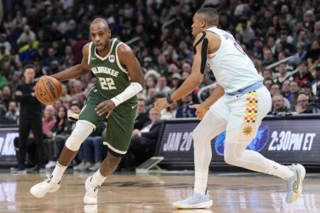 Milwaukee Bucks Khris Middleton