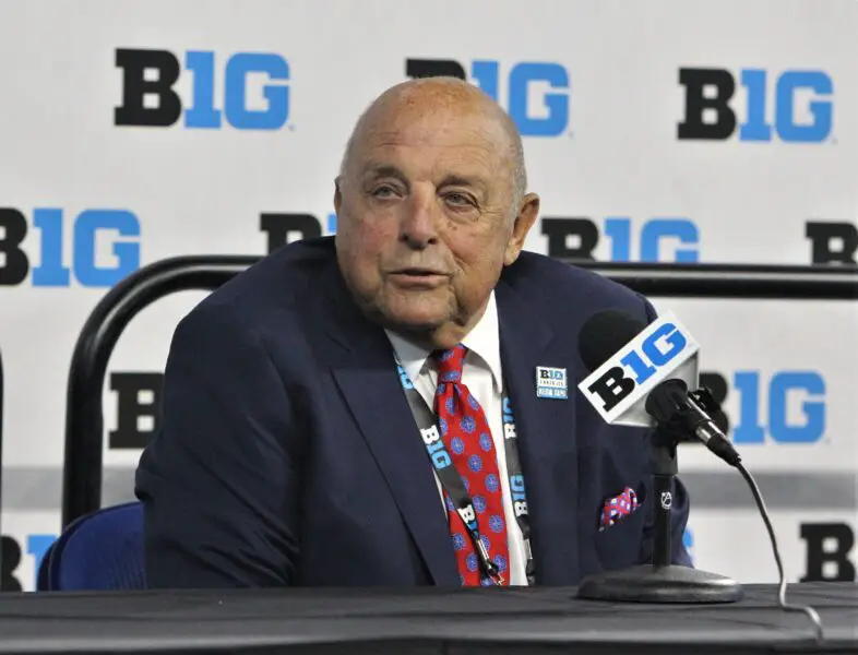 Barry Alvarez, Wisconsin Badgers football