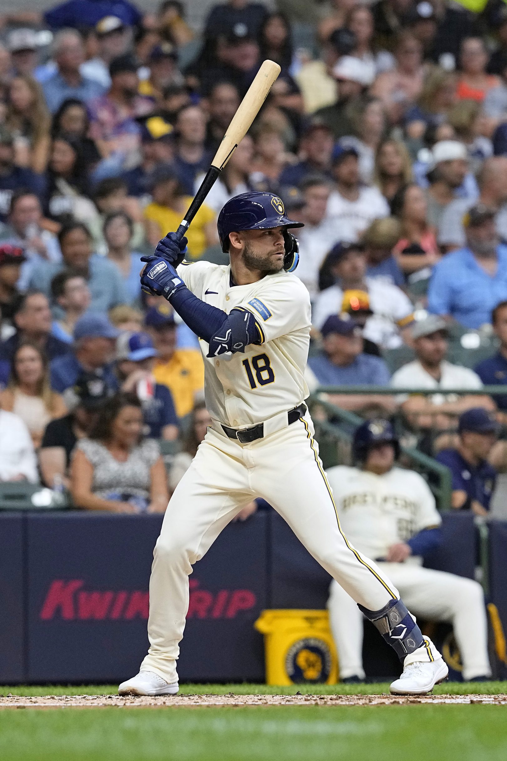 Milwaukee Brewers Prospect with 0 Career MLB Home Runs Hits 2 in 8-7 Spring Training Opener 1 Milwaukee Brewers, Vinny Capra
