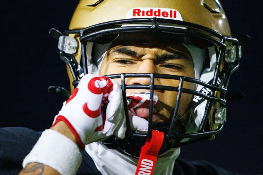 Wisconsin Badgers Football's Chase of 3-Star DL Arthur Scott Looking Promising - 'I Would Highly Consider Them' 3 USATSI 24712927