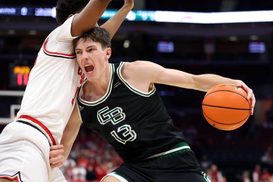 Green Bay Phoenix: In-State 2026 Combo Guard Earns Big Scholarshp 3 Green Bay Phoenix