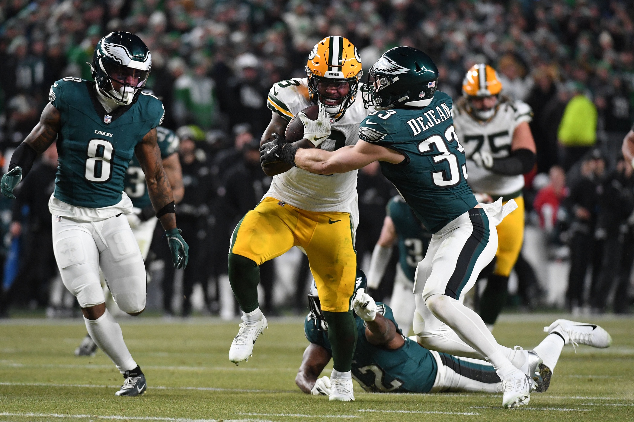 Packers' Jordan Morgan Suddenly Going Viral During Super Bowl (Report)