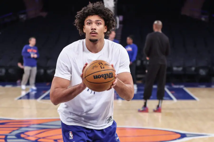 New Milwaukee Bucks Center Jericho Sims Bares Doc River Is Cooking Something For Him As He Awaits 1st Game, Says He's Excited to Play With Giannis Antetokounmpo 1 Milwaukee Bucks, Jericho Sims