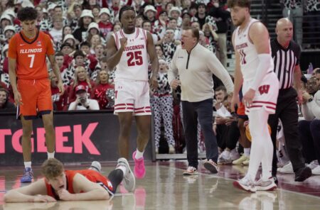 “They Didn’t Shake Our Hands” Badgers Get Explanation From Illinois HC For Post-Game Situation Illinois head coach Brad Underwood argues a call during the first half of their game Tuesday, February 18, 2025 at the Kohl Center in Madison, Wisconsin. Wisconsin beat Illinois 95-74. © Mark Hoffman/Milwaukee Journal Sentinel / USA TODAY NETWORK via Imagn Images