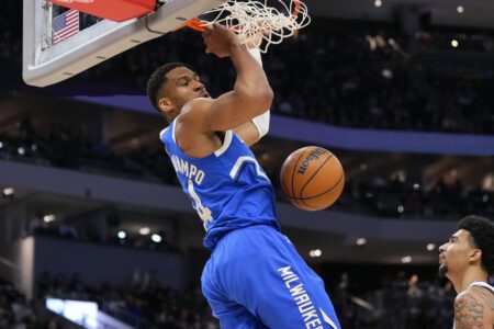 Giannis Antetokounmpo Trolls Doc Rivers For Playing Him 55 Seconds Above His Minutes Restriction – ‘He Should Have Played Me 36 Minutes’ Giannis Antetokounmpo, Milwaukee Bucks