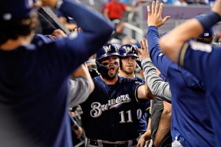 Former Milwaukee Brewers Third Baseman, 2018 Postseason Hero, Announces Retirement Milwaukee Brewers, Mike Moustakas