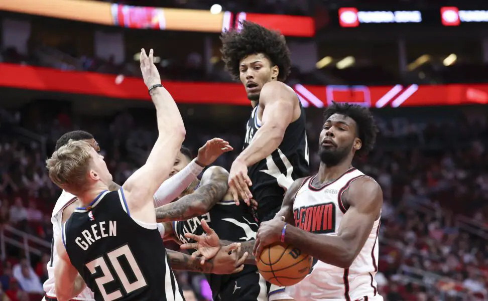 Milwaukee Bucks News: Patrick Beverley Reveals 1st Conversation He Had With Bobby Portis Following Lengthy Suspension; Big Man Interestingly Chill 3 Jericho Sims, Milwaukee Bucks