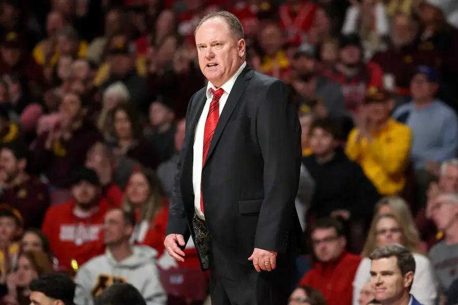 Wisconsin Badgers: Jack Janicki Scored Just 6 Points vs Minnesota But Greg Gard Thinks He Was Brilliant in Relieving Star John Tonje 3 Wisconsin Badgers coach Greg Gard