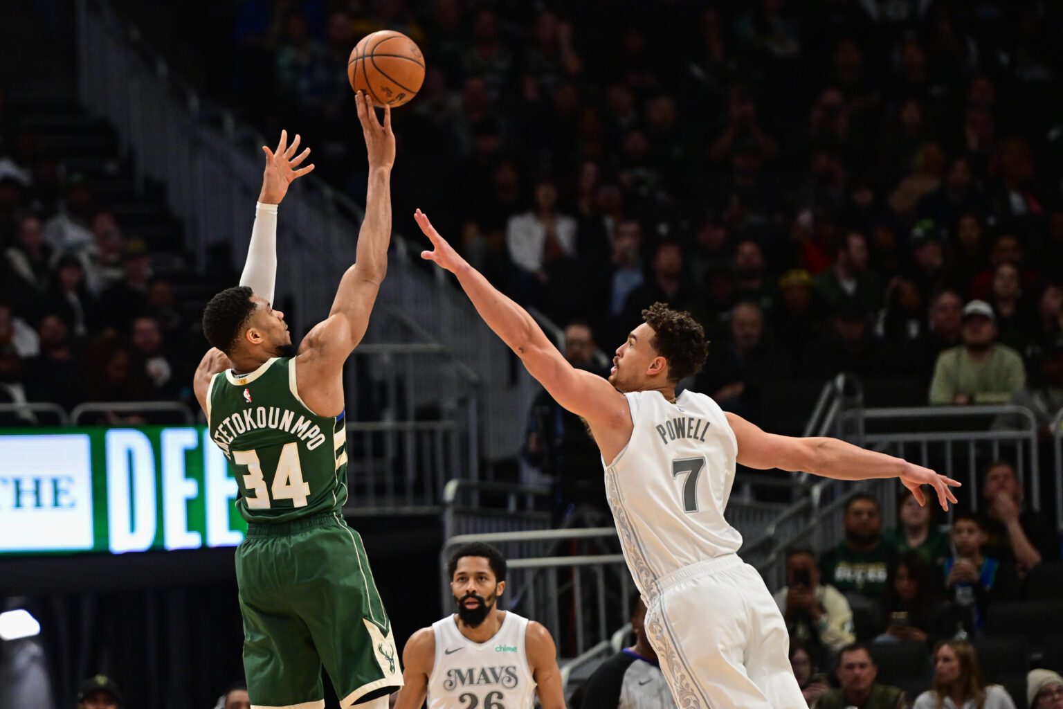Milwaukee bucks, Giannis Antetokounmpo, Milwaukee Bucks news