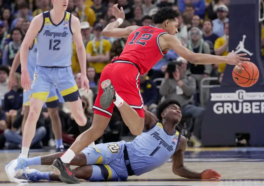 Marquette Golden Eagles Fall to Big East No. 1 St. John on Buzzer Beater; Shaka Smart Thinks His Team Didn't Fight Enough Against Physicality 1 Marquette Golden Eagles vs St. John's Red Storm