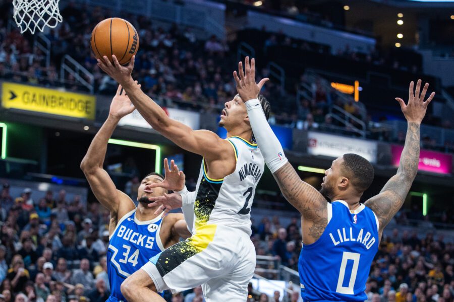 “We’re Doomed;” Milwaukee Bucks Fans Do Not Feel Great About Latest Giannis and Damian Lillard Report Milwaukee Bucks, Giannis Antetokounmpo, Damian Lillard
