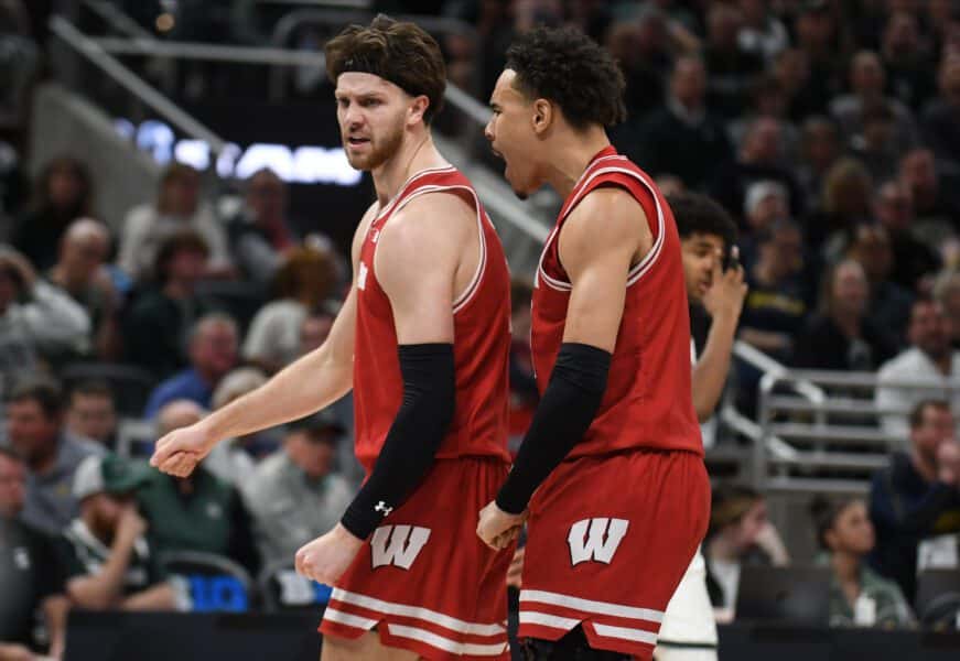Wisconsin Badgers Basketball Coach Greg Gard Points Out Big Difference Between His Squad This Year and That of 2024 - 'This is a Special Time' 1 John Tonje, Carter Gilmore