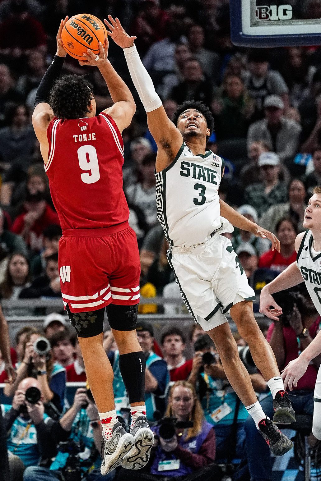 Wisconsin Badgers: John Tonje Makes NCAA History with 32-Point Performance in Win Over Michigan State 1 Wisconsin Badgers, John Tonje