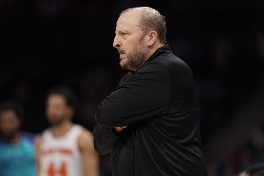 Milwaukee Bucks' Bobby Portis Advises Knicks on Coaching Search with Hilarious Analogy 2 Tom Thibodeau, Milwaukee Bucks, Bobby Portis, New York Knicks