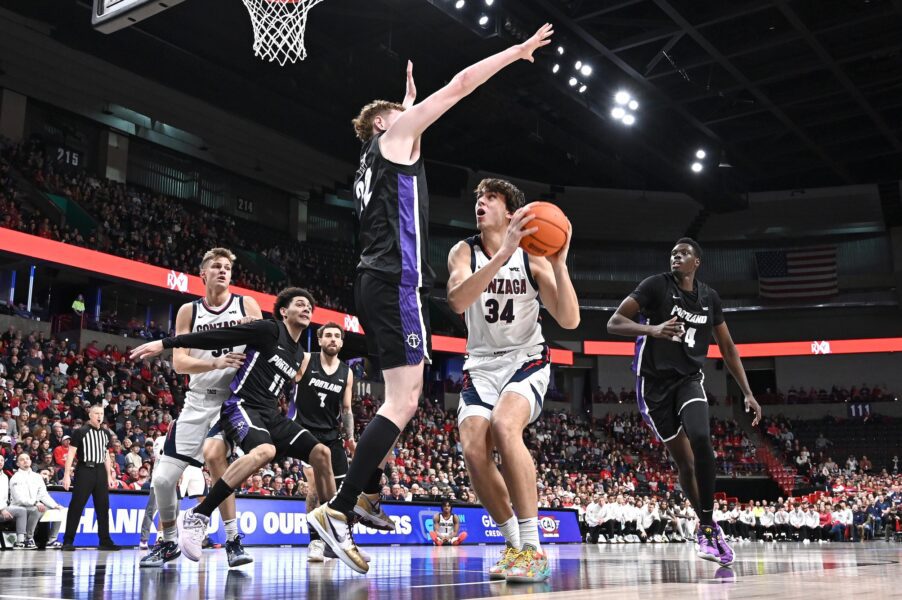 Wisconsin Badgers Hoops Coach Greg Gard Reacts to Commitment From Austin Rapp; Australian Forward Reveals Admiration to UW's Last Great Final 4 1 USATSI 25119111 168400517 lowres