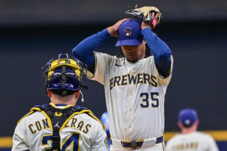 Former Brewers pitcher signs overseas in free agency Milwaukee Brewers, Brewers News, Elvin Rodriguez,
