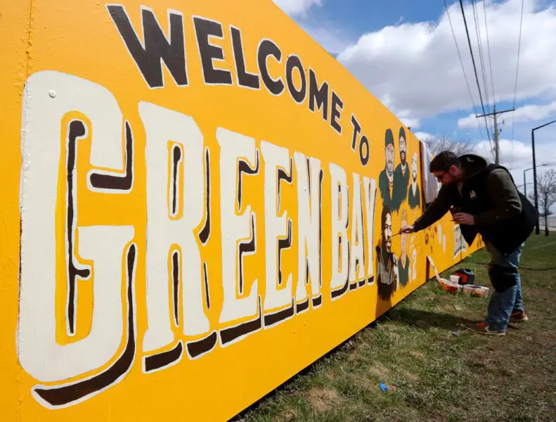 Green Bay Packers’ Hosting of 2025 NFL Draft Expected to Go Smooth as Hosts Set to Offer New Experience to Attending Fans Green Bay Packers, 2025 NFL Draft, Barryn Sorrell