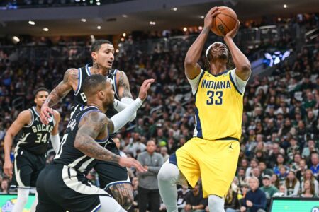 Milwaukee Bucks Make Wild Splash Out of Nowhere, Add Top Free Agent Big for 4 Years, $107 Million Myles Turner, Milwaukee Bucks, Golden State Warriors, Jonathan Kuminga