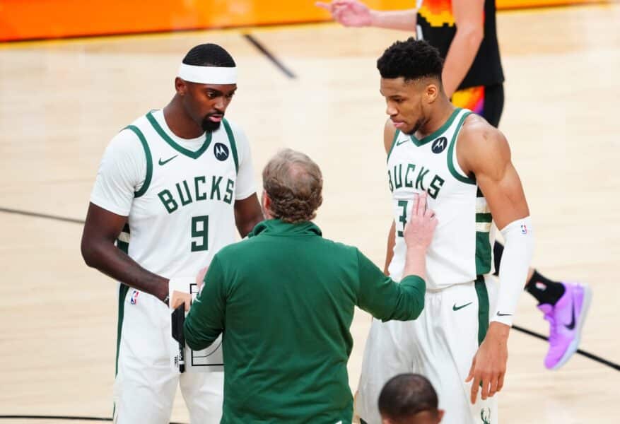 NBA Insider Reporting the Milwaukee Bucks Have "Very Crucial Meeting" Scheduled With Giannis Antetokounmpo 3 Milwaukee Bucks, Giannis Antetokounmpo
