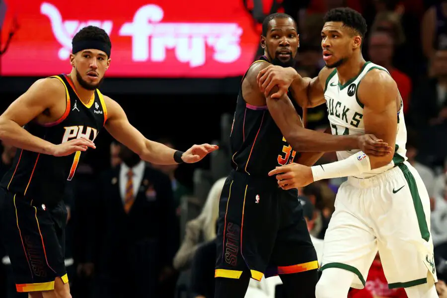 ‘KD Knows Ball’ – Kevin Durant Chimes in on Hot Giannis Antetokounmpo Trade Saga, Says Bucks is Worth 10 High Quality Players Kevin Durant, Giannis Antetokounmpo