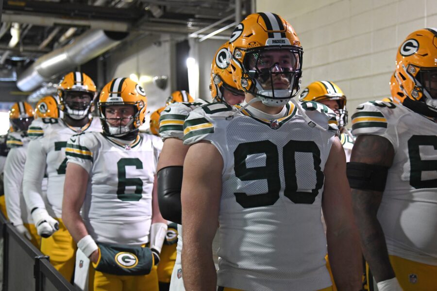 Packers top trade candidate emerges after Micah Parsons blockbuster 2 Green Bay Packers Lukas Van Ness