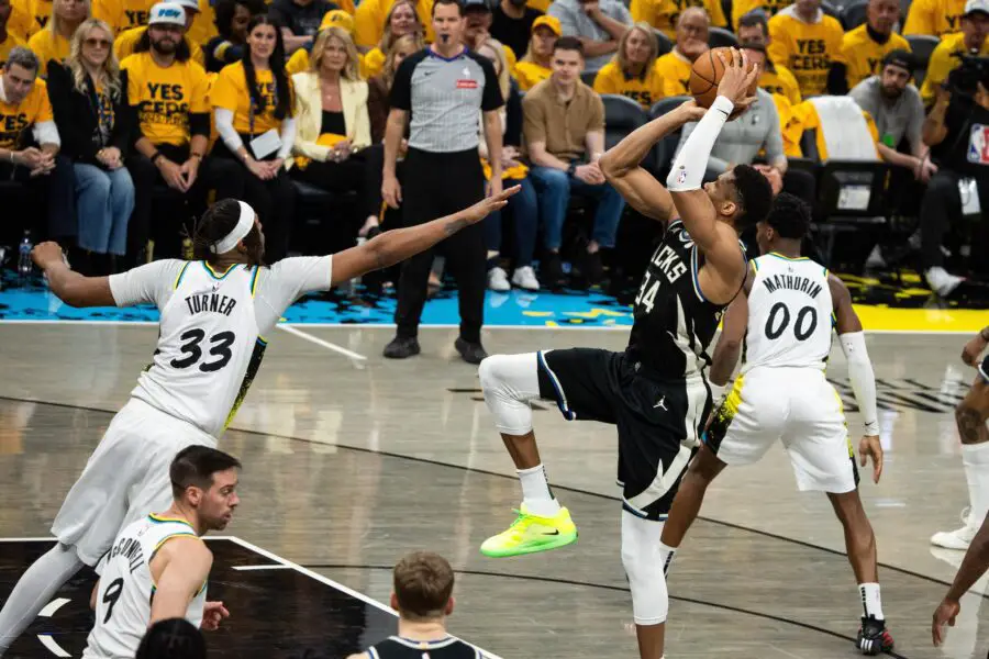 "Does He Want To Join Luka Doncic?": NBA Insider Lists Los Angeles Lakers As Dark Horse For Potential Giannis Antetokounmpo Trade 2 USATSI 26048002 168400517 lowres 1