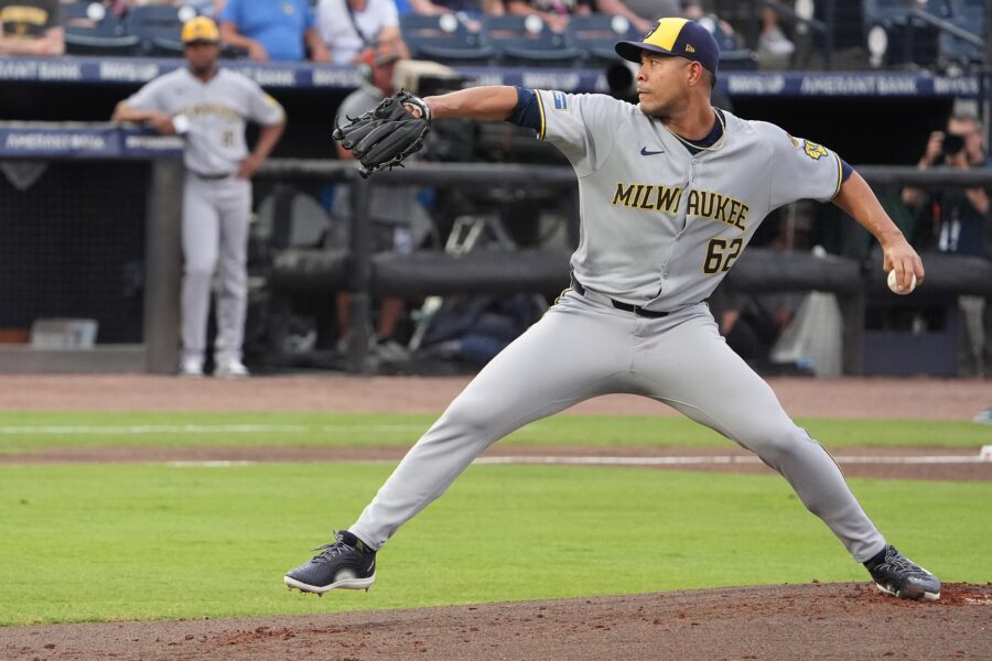 Brewers pitchers making history: 1 reaches rare feat, another closing in 1 USATSI 26135776 168400517 lowres