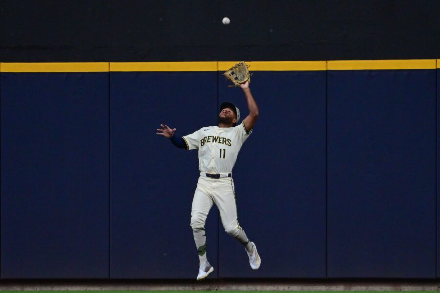 Brewers News: Jackson Chourio's Teammates Reacts to His Super Human Save in Team's Crucial 5-2 Win Over Twins 2 USATSI 26212167
