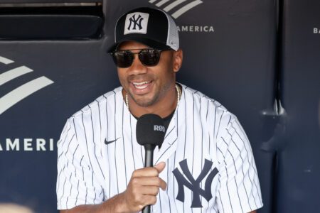 Legendary Wisconsin Badgers Quarterback Russell Wilson Almost at the Bottom of PFF 2025 QB Ranking Russell Wilson, New York Giants