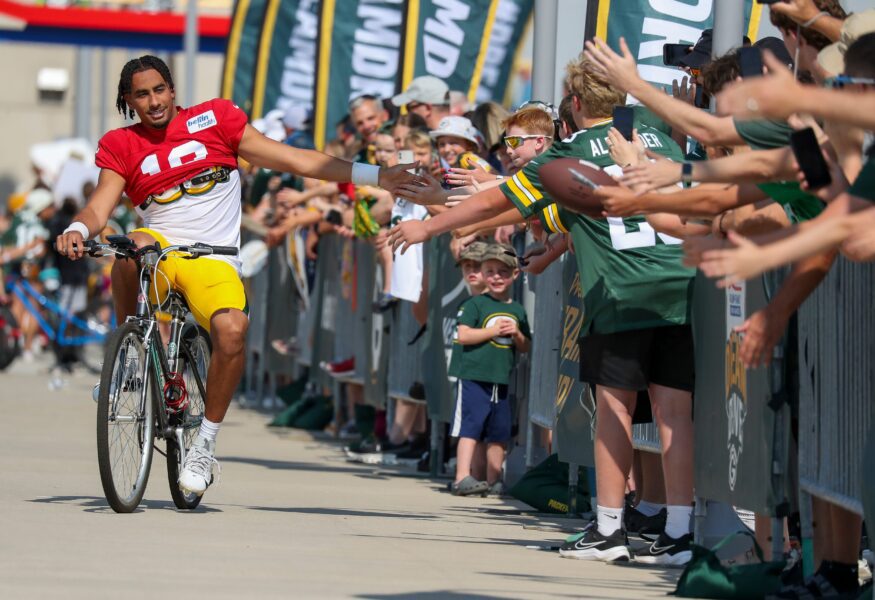 Packers News: Jordan Love Makes Unsuspecting Fans Happy at a Golf Event as QB1 Also Shares About His Charity 2 USATSI 23894691