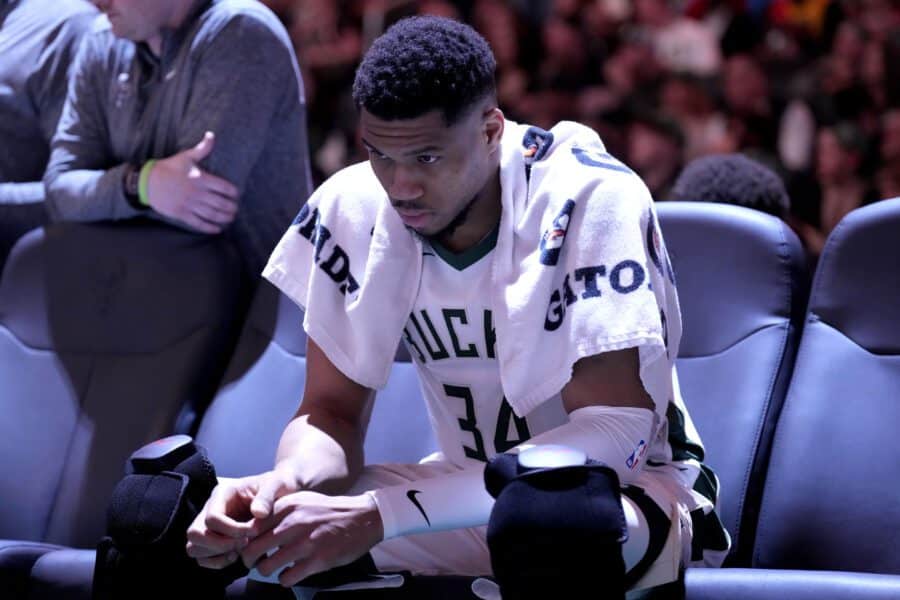 Bucks News: Shams Charania 1000% Stands by His Reporting, Reacts to Funny Giannis Antetokounmpo's X Shade - 'I Very Much Trust My Reporting' 1 Giannis Antetokounmpo, Milwaukee Bucks