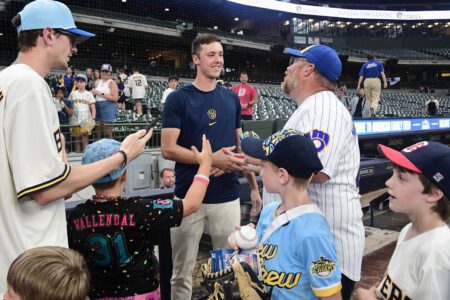 Milwaukee Brewers – Jacob Misiorowski have engaged in contract discussions Jacob Misiorowski, Milwaukee Brewers, Pat Murphy