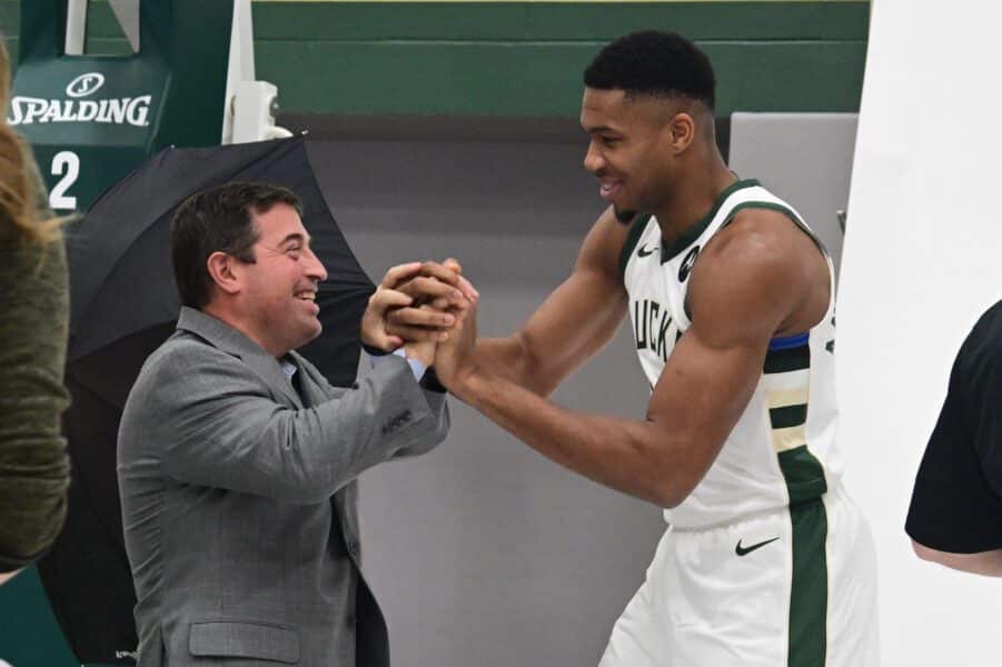 Milwaukee Bucks: iShowspeed YT Comment, Lebron James' Intriguing 2025-26 Situation Keeping Other Franchises' Hopes Up to Land Giannis Antetokounmpo 1 Milwaukee Bucks president Peter Feigin, Giannis Antetokounmpo