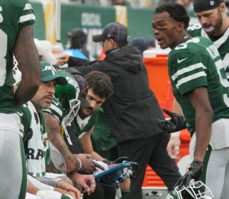 New York Jets: Aaron Rodgersโ Former WR Option Reportedly Only Stuck Around With NY Team After 4-Time MVP Was Released Aaron Rodgers, Garrett Wilson, New York Jets