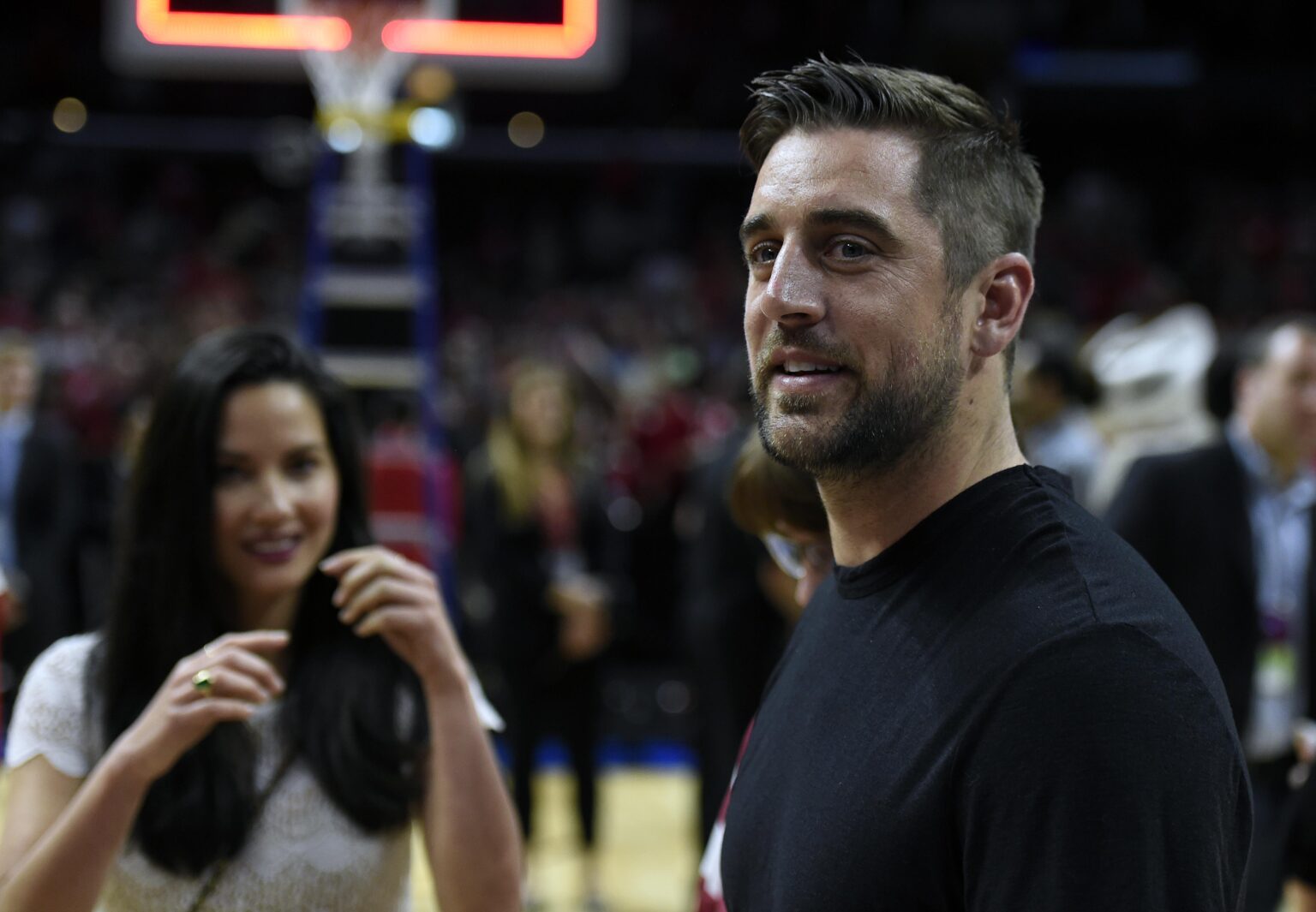 Aaron Rodgers News: What Wife? Several Jets WAGs Said They Never Saw Packers Great With A Woman During 2-Year NY Stint – ‘Never Met Anyone’ Olivia Munn, Aaron Rodgers