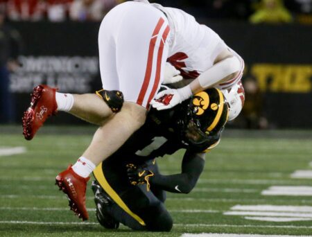 Former Badgers’ Tight End Tucker Ashcraft joins B1G Rival USATSI 24683083