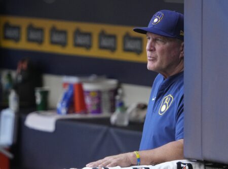 Milwaukee Brewers: Pat Murphy Shares Update After Unwelcome Injury News Milwaukee Brewers manager Pat Murphy