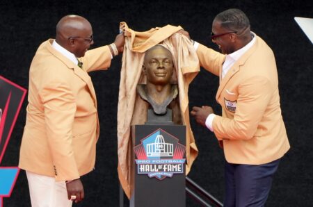 Green Bay Packers: Sterling Sharpe Calls Out Organization After Hall of Fame Induction Green Bay Packers, Sterling Sharpe, Packers Hall of Famers